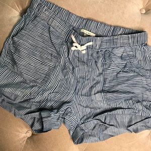 🦋NWOT miami Stripped Shorts